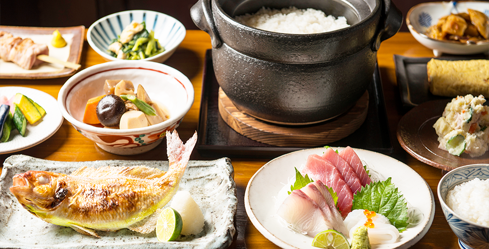 釜炊きごはん　酒・肴　ヒカリ屋